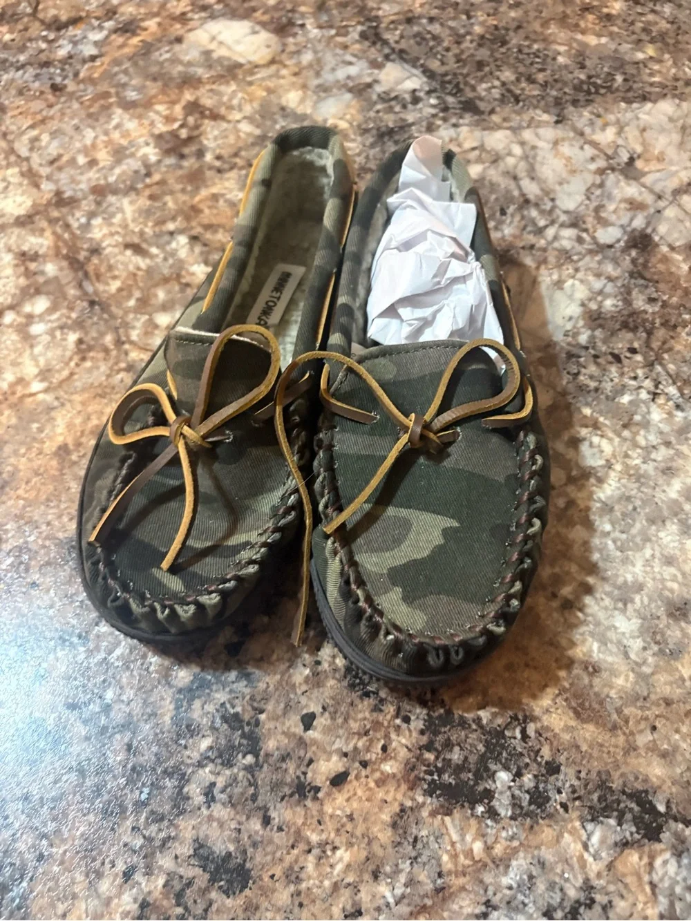 Minnetonka Kids Camo Moccasin Slippers in Green